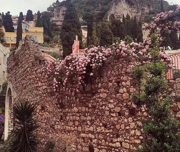 Casa Pancrazia * Taormina